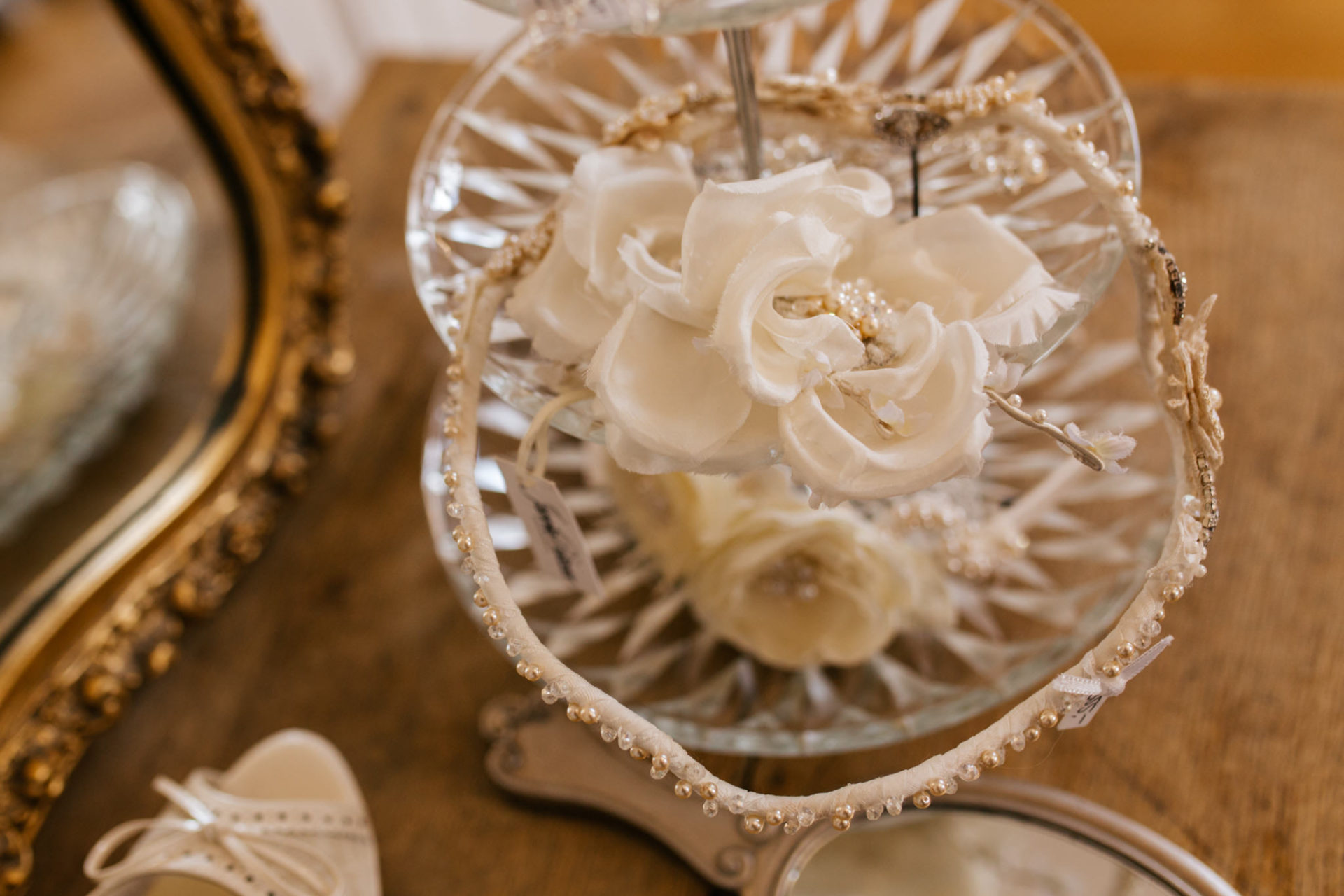 Brautkleid Foto Reportage Weiß zu schwarz Brautmoden Fotografie Hochzeit