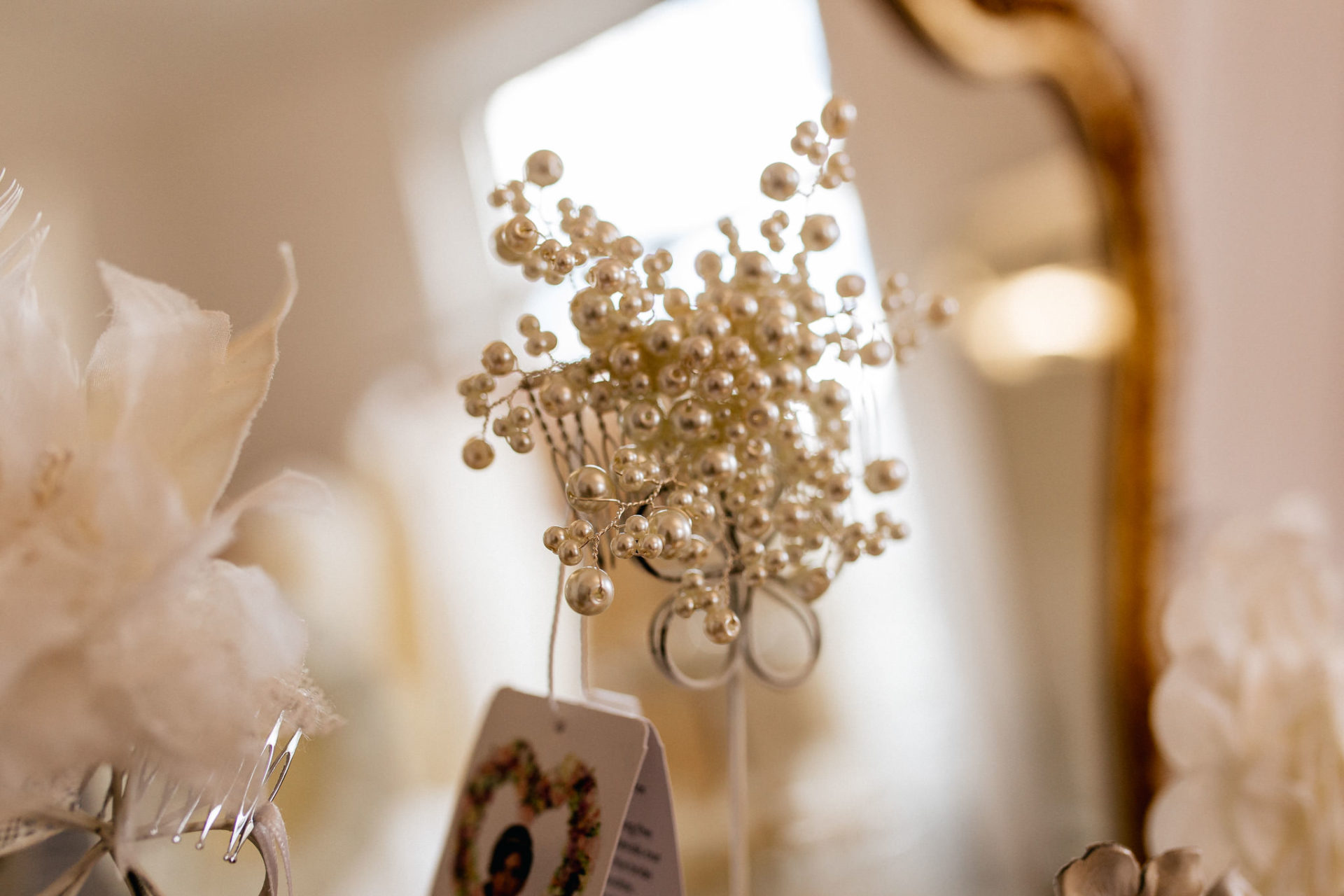 Brautkleid Foto Reportage Weiß zu schwarz Brautmoden Fotografie Hochzeit