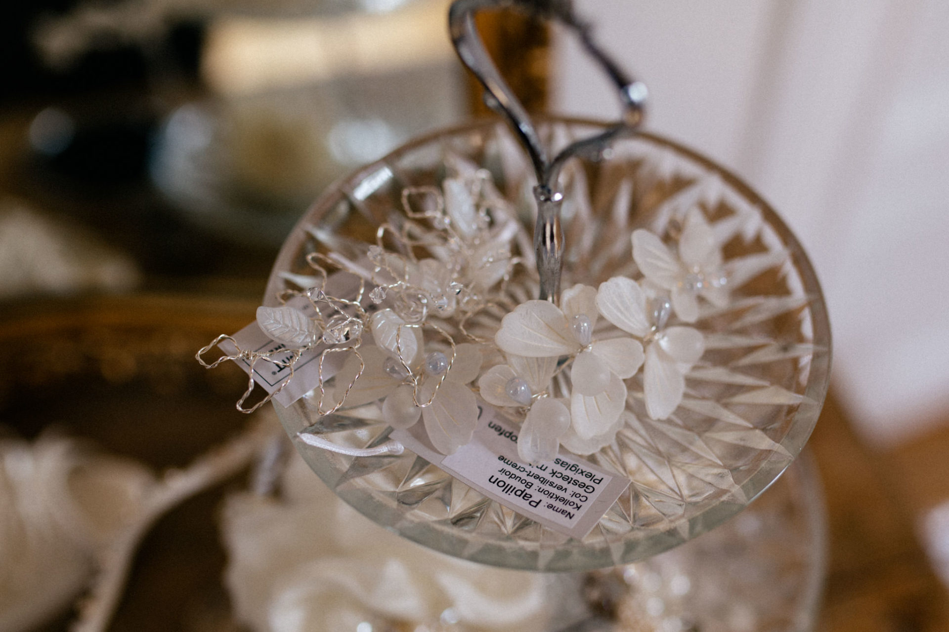 Brautkleid Foto Reportage Weiß zu schwarz Brautmoden Fotografie Hochzeit