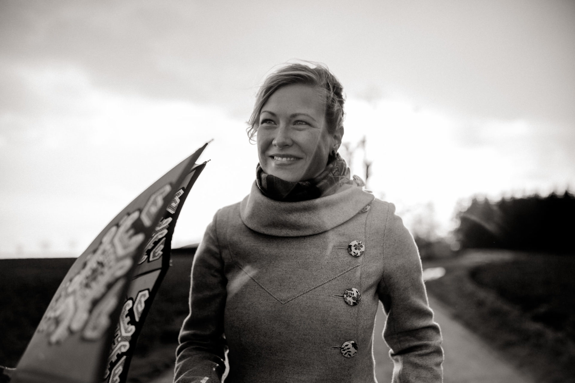 verlobungsshooting gera Kalte Eiche-Paarshooting bei Regen und Sturm-Hochzeitsfotograf Thüringen-Elopement Europa Fotografie