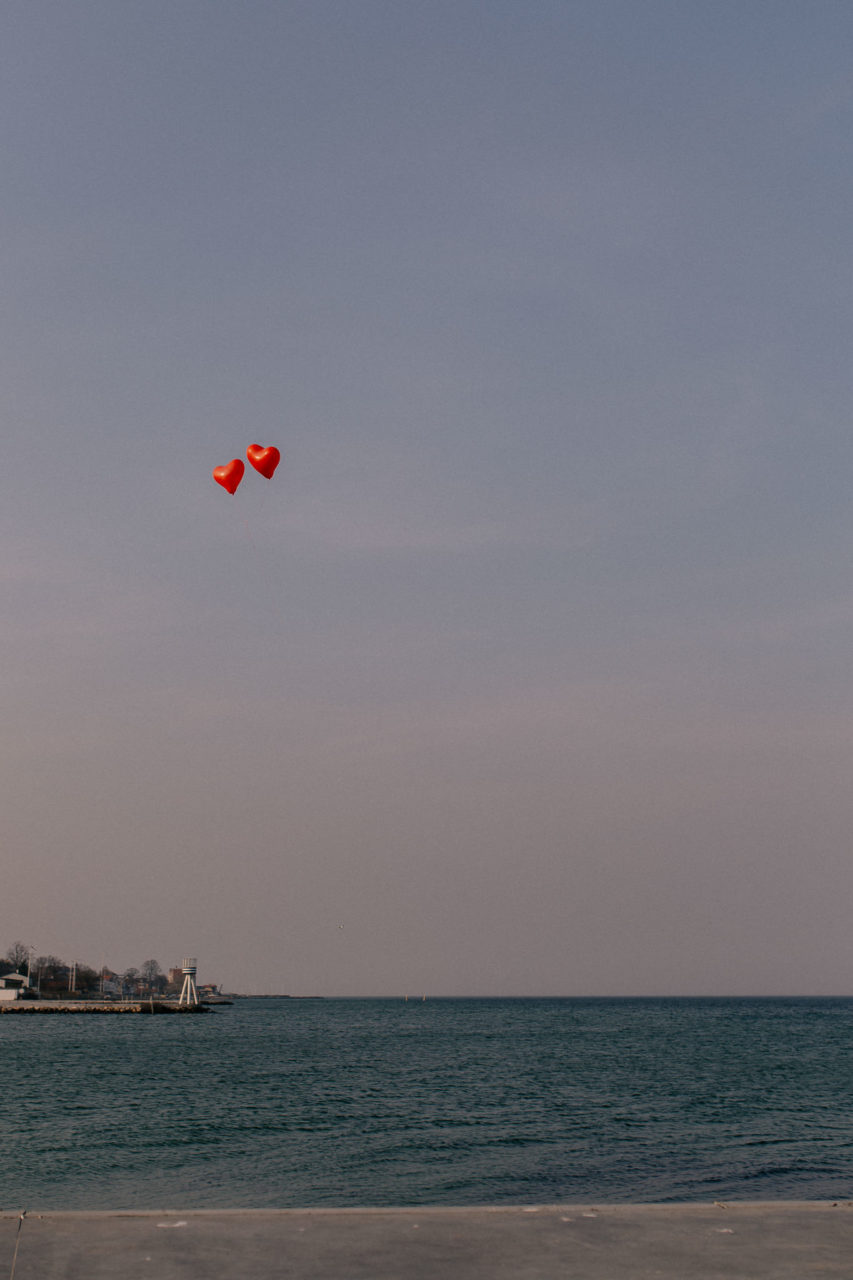 Paarshoot Kopenhagen Hochzeitsfotografie Strand Küste