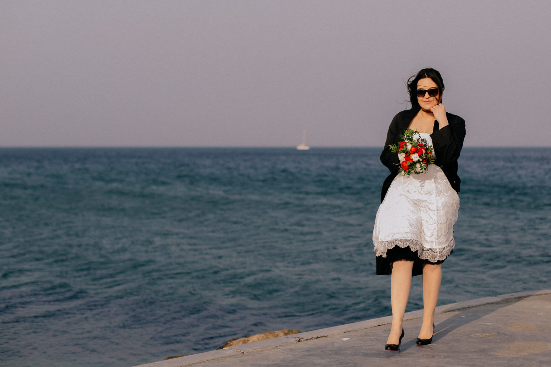 Verlobungsshoot Portraitfotografie Hochzeitsbilder Hochzeitskleid