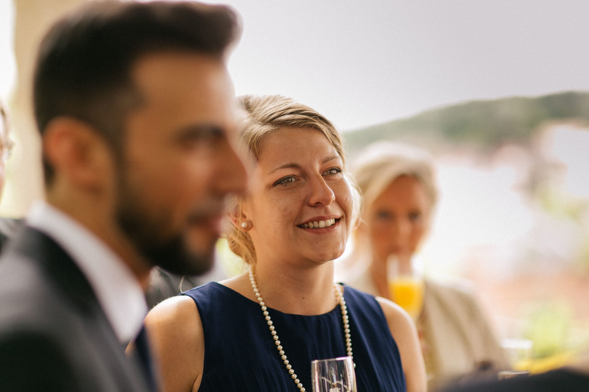 Sommerhochzeit Weingut Kurz Wagner Hochzeitsfotograf-19 Hochzeitsfotografie Sommerhochzeit Weingut Kurz Wagner - Hochzeitstanz - Hochzeitsfeier Trauung Hochzeitsgesellschaft