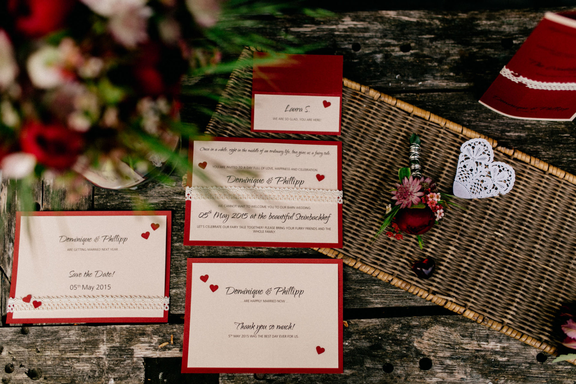 hochzeitsfotograf Steinbachhof Vaihingen Gündelbach-Scheunenhochzeit vintage detailreich-1 Hochzeitsfotografie Steinbachhof Vaihingen Stuttgart Deutschland Hochzeit Blumen Papeterie Dekoration