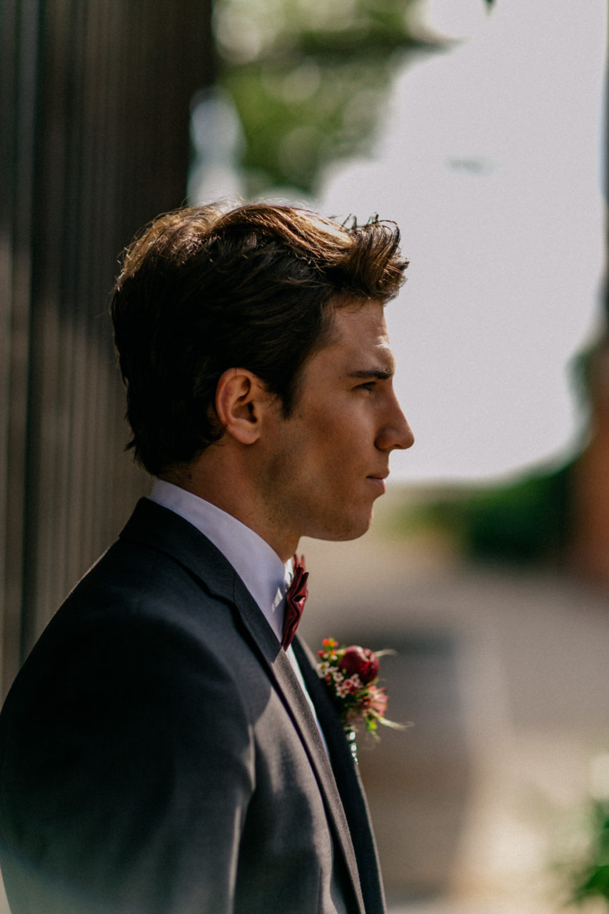 hochzeitsfotograf Steinbachhof Vaihingen Gündelbach-Scheunenhochzeit vintage detailreich-25 Hochzeitsfotografie Steinbachhof Vaihingen Stuttgart Bräutigam