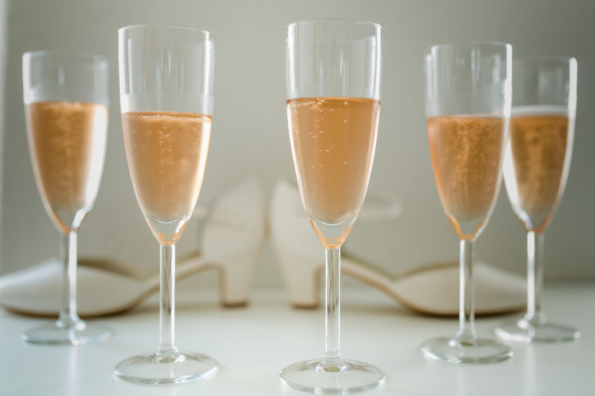 Hochzeitsfotograf Berlin-Haus am Bauernsee Dobbrikov heiraten am See Sommer-12 Hochzeitsfotografie Berlin Haus am Bauernsee Dobbrikov Getting ready