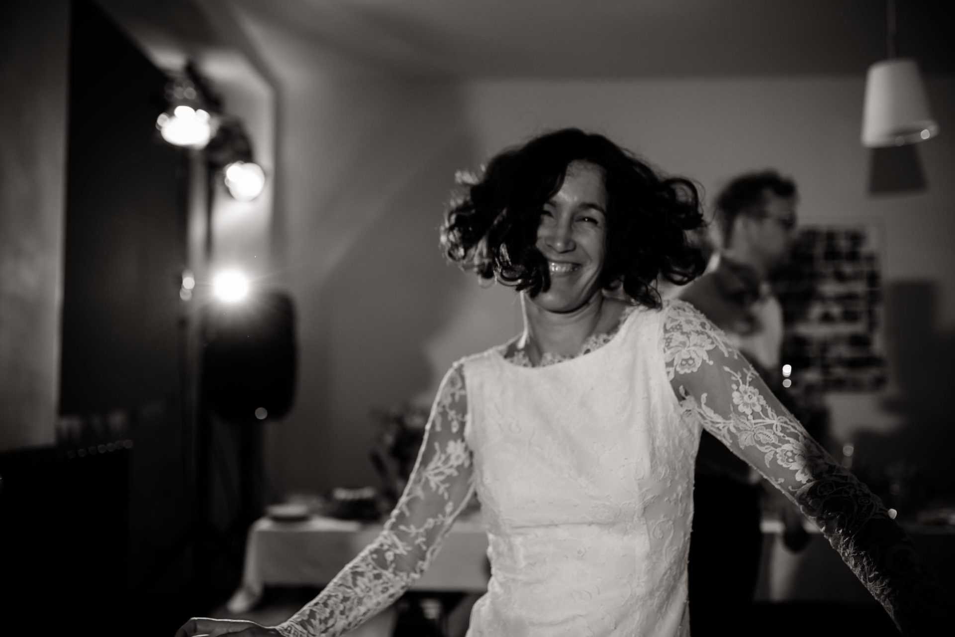 Hochzeitsfotograf Berlin-Haus am Bauernsee Dobbrikov heiraten am See Sommer-53 Hochzeitsfotografie Berlin Haus am See Dobbrikov Hochzeitstanz