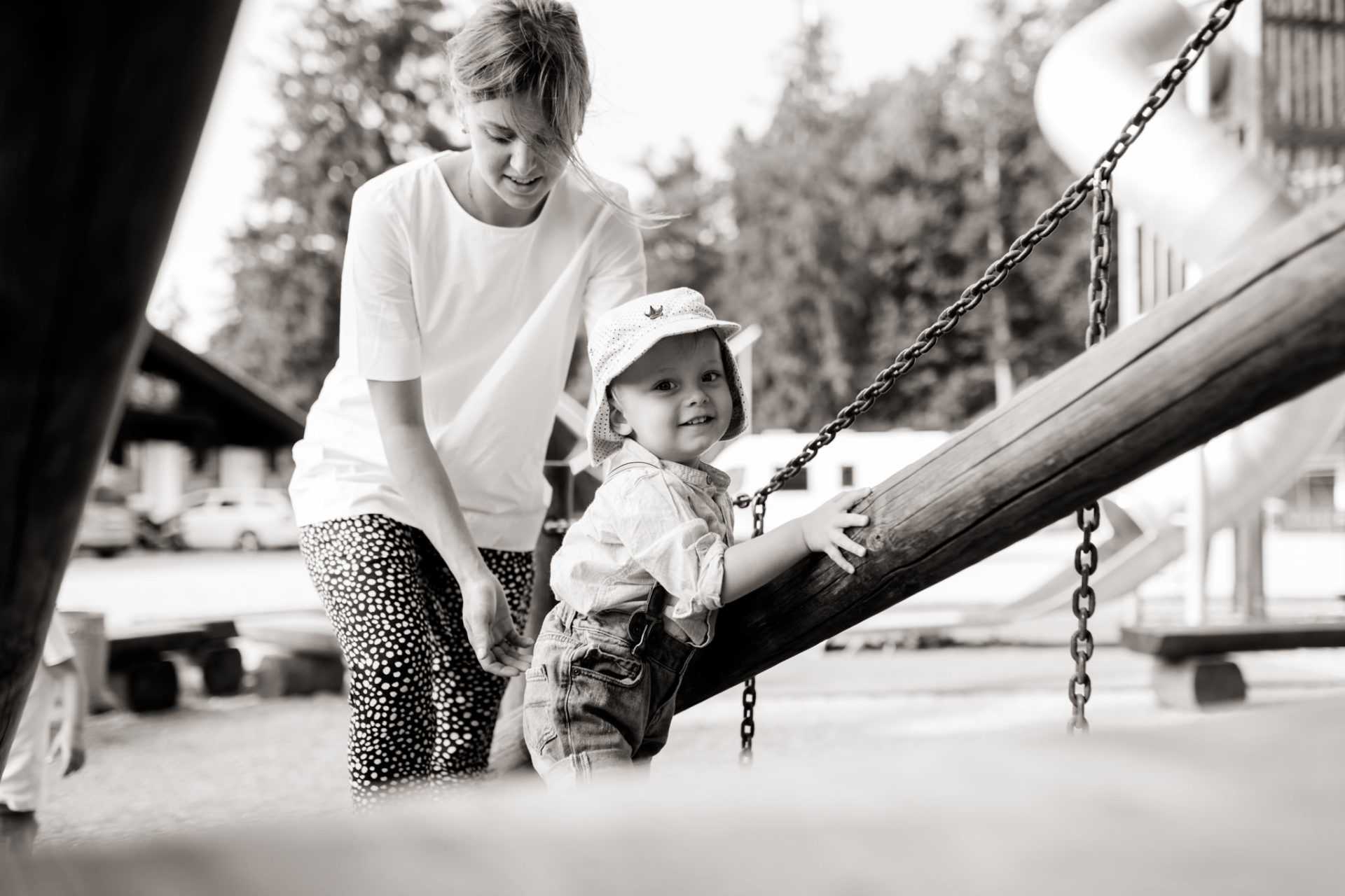 Familienfotograf Bodensee Baden Württemberg Kind Fotoshoot Pfänder Spielplatz Zoo