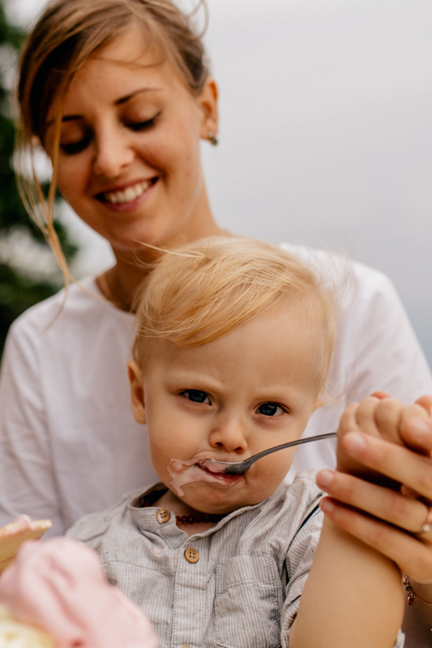 Familienfotografie Baden Württemberg Familienbilder natürlich ungestellt Eis