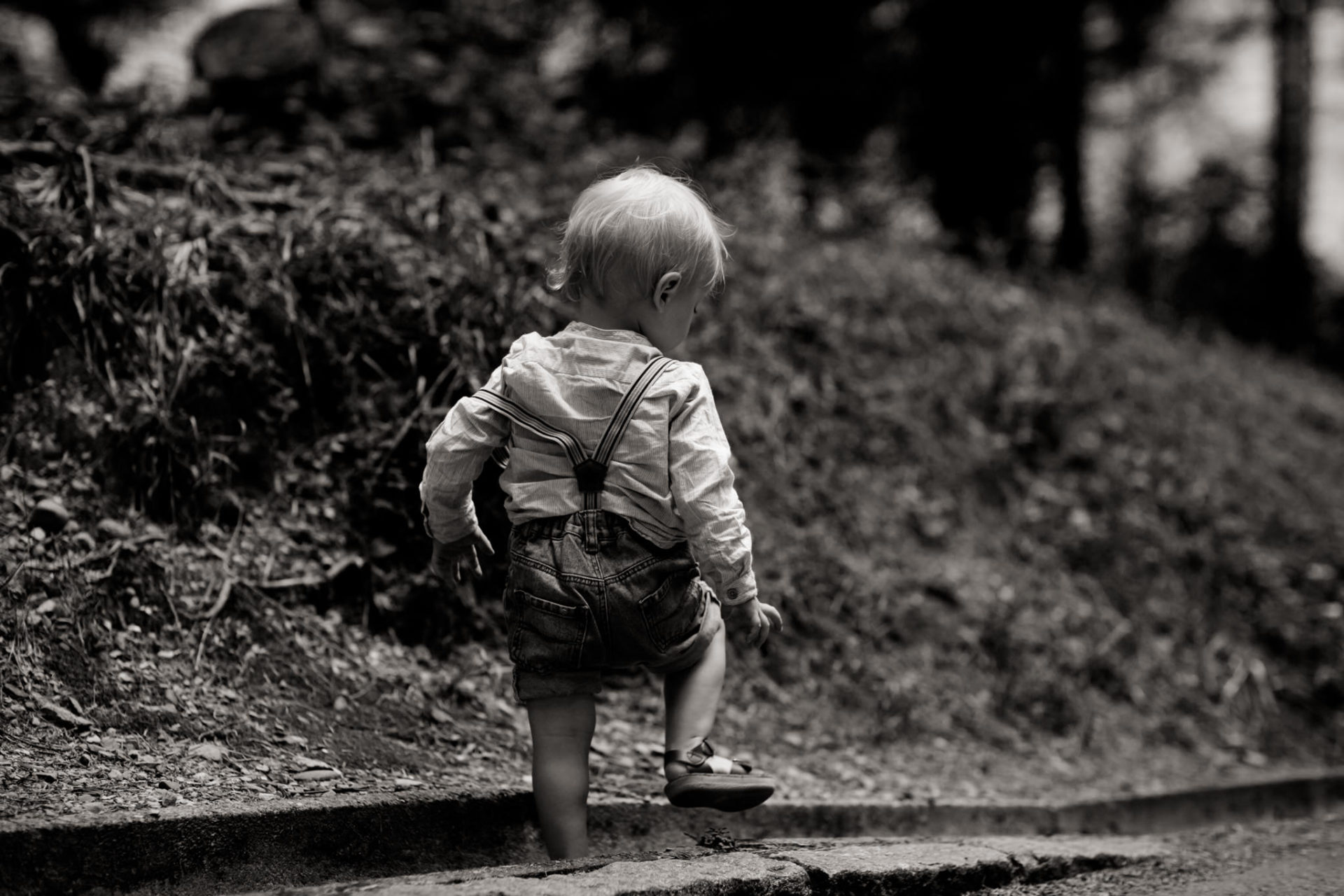 Familienfotografie Baden Württemberg Babyshoot Familienbilder natürlich ungestellt