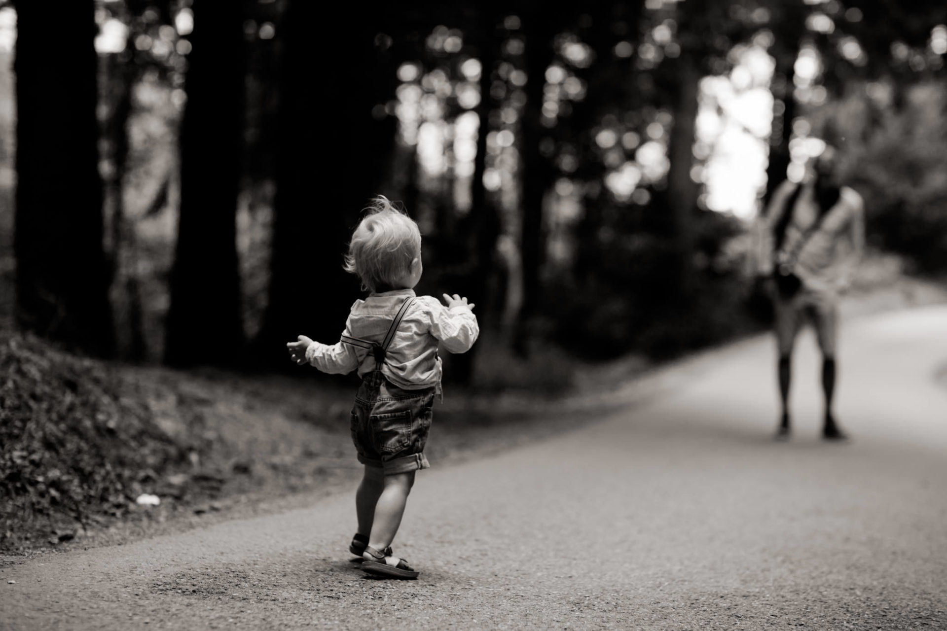 Familienfotografie Baden Württemberg Babyshoot Familienbilder natürlich ungestellt