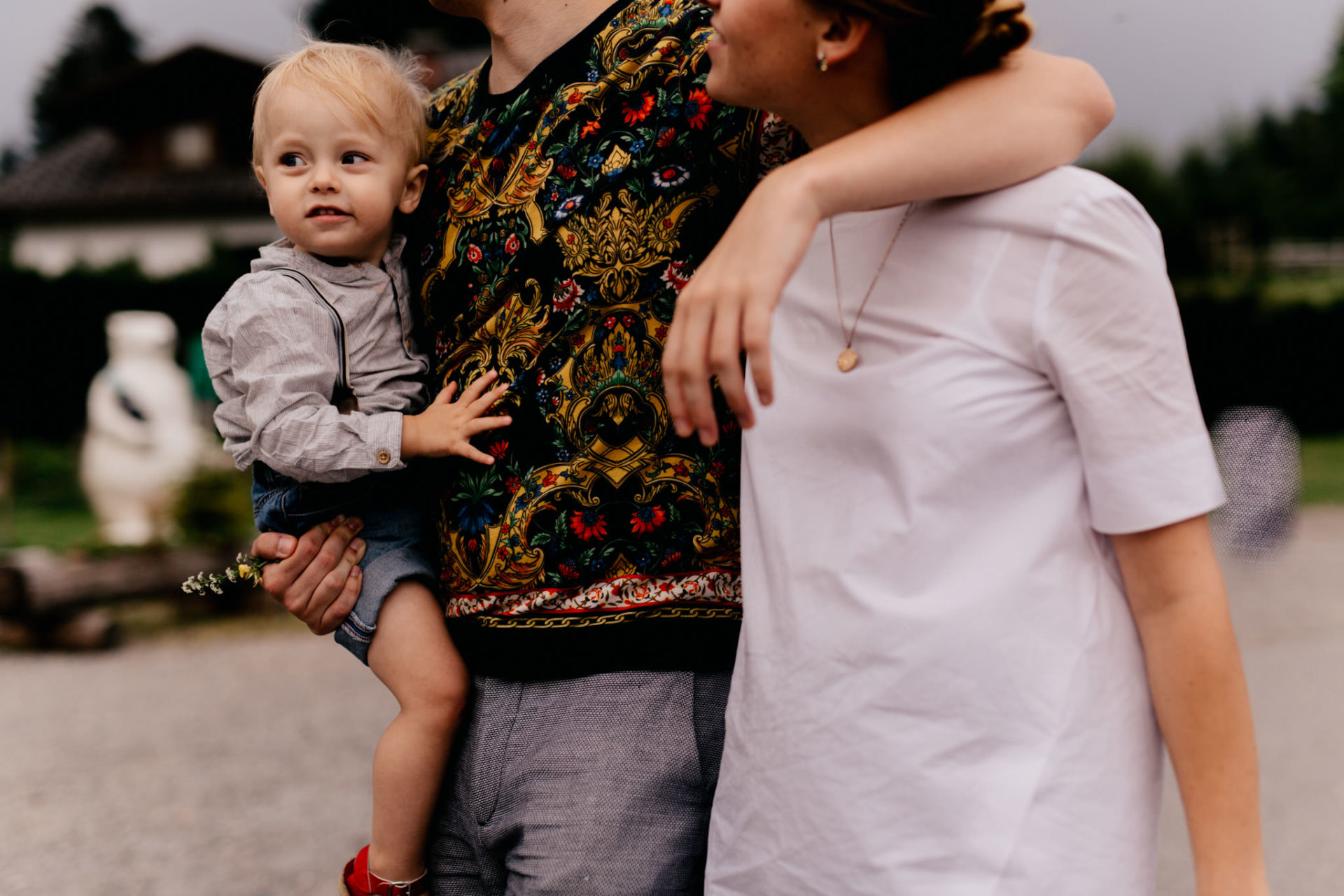 Familienfotografie Baden Württemberg Babyshoot Familienbilder natürlich ungestellt