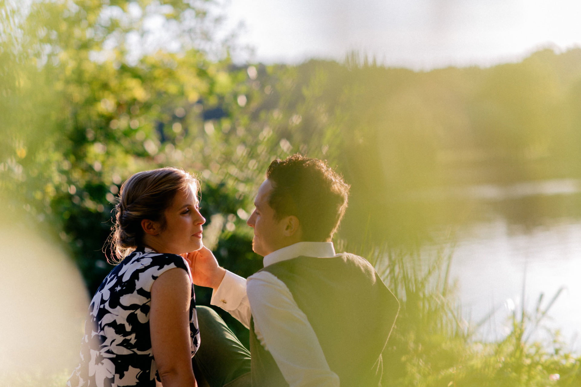 Hochzeitsfotograf Stuttgart Verlobungs shoot Max Eyth see paarfotografie romantisch Portrait