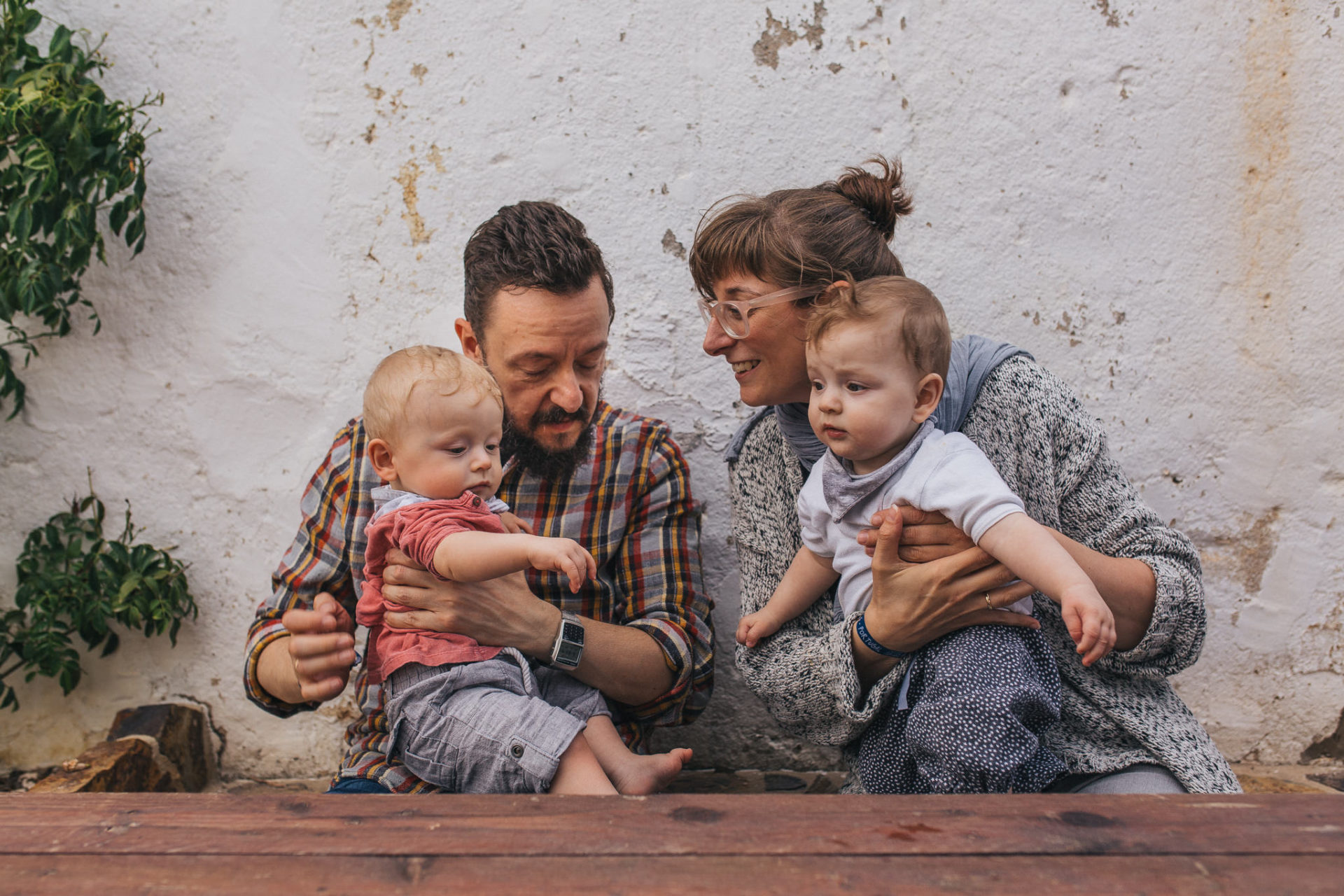 familienfotograf stuttgart-babyfotos Baden-Württemberg- sw kinderfotos-familien fotoreportage modern