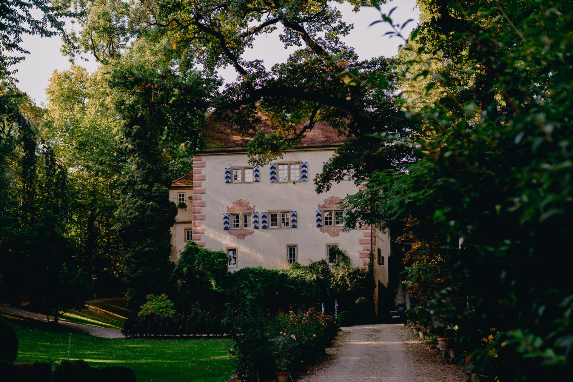 Hochzeitsfotograf Stuttgart Ludwigsburg Weingut Adelmann Russenhochzeit