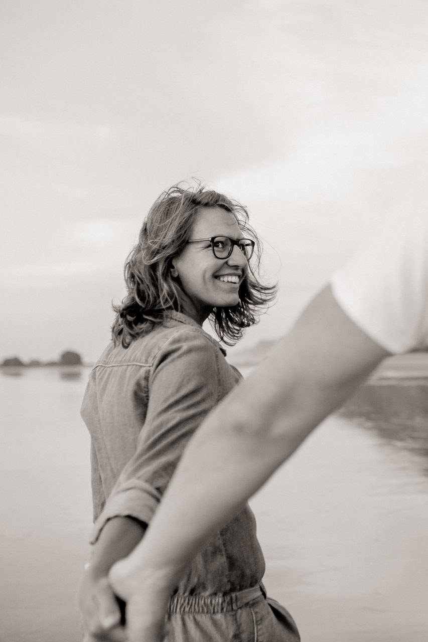 Portrait verliebtes Paar Strand Fotograf Stuttgart