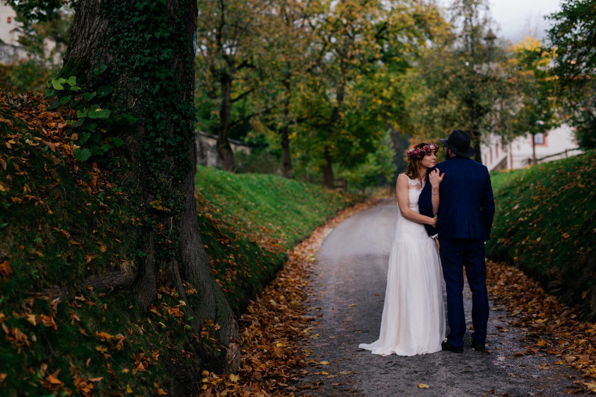 romantische burghochzeit im Herbst-innsbruck hochzeitsfotograf-heiraten tirol