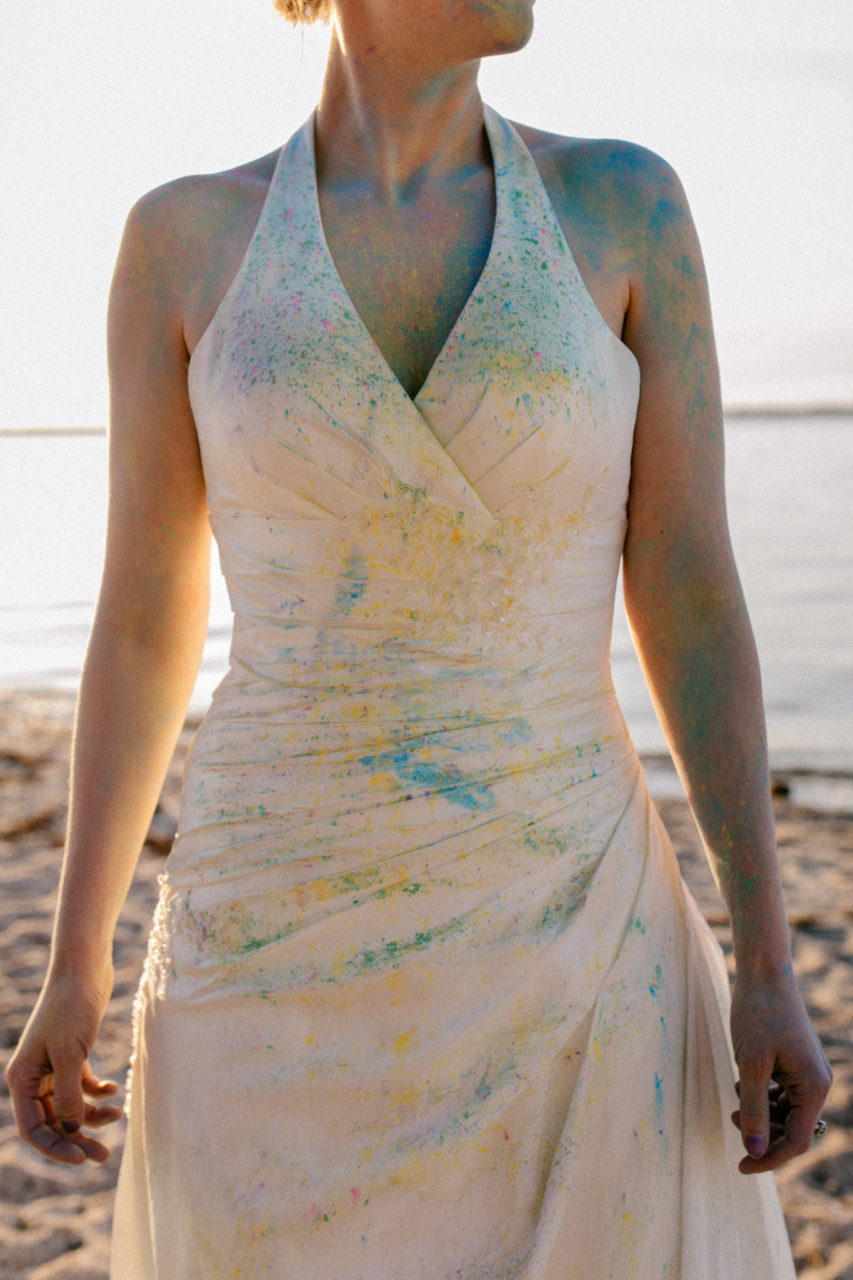 LGBT Paar Lesbische Hochzeit Holi Colors Deutschland