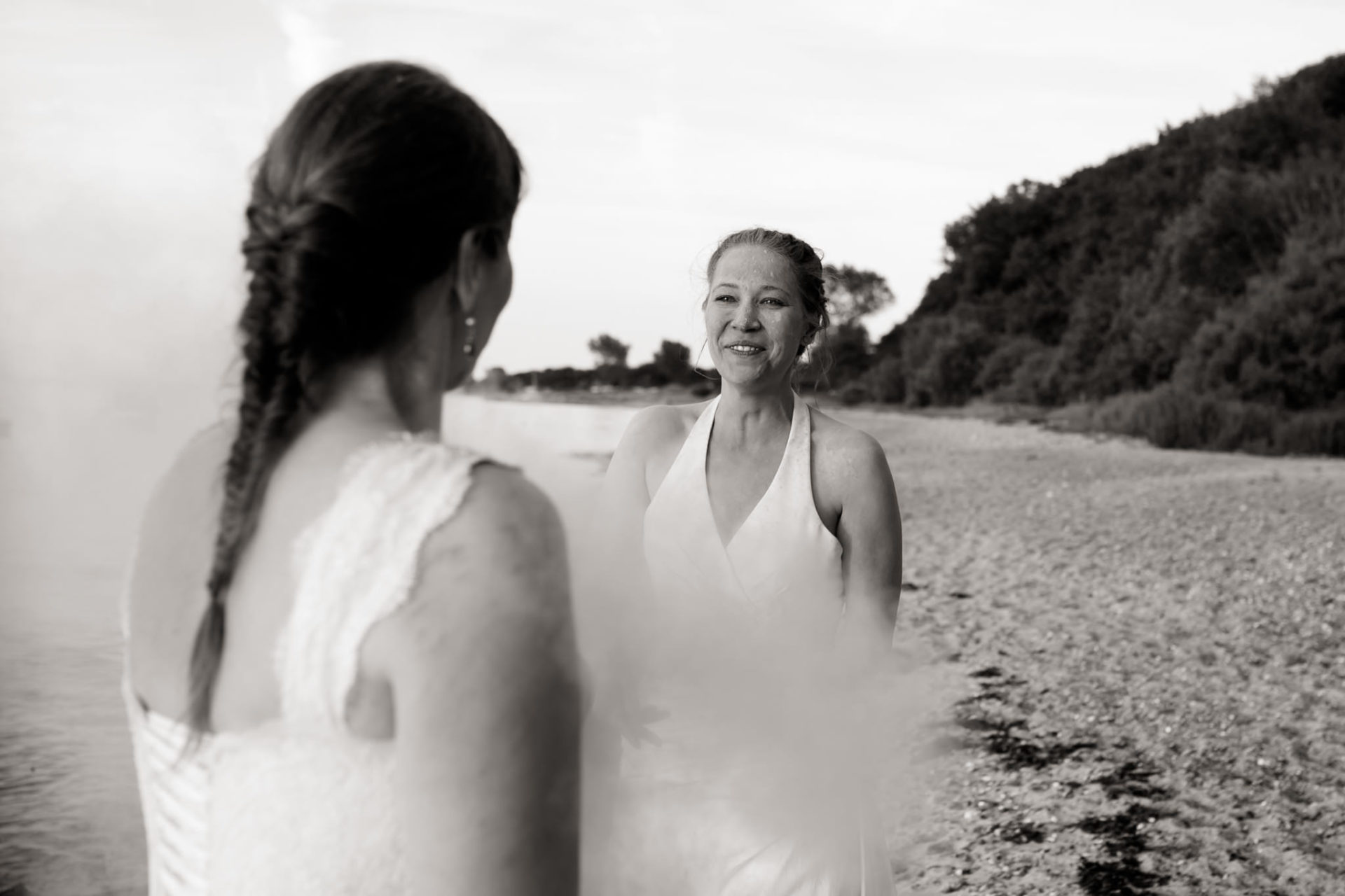 LGBT Paar Lesbische Hochzeit Holi Colors Deutschland