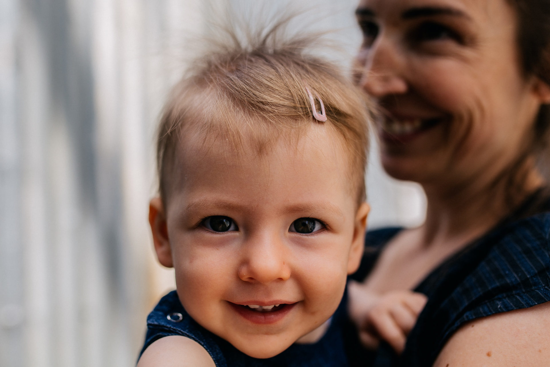 Familienfotograf Stuttgart-kinderfotos modern Stadt ungestellt-15 Kinder Fotograf Stuttgart Melbourne Babyfotos Kinderfotos authentisch