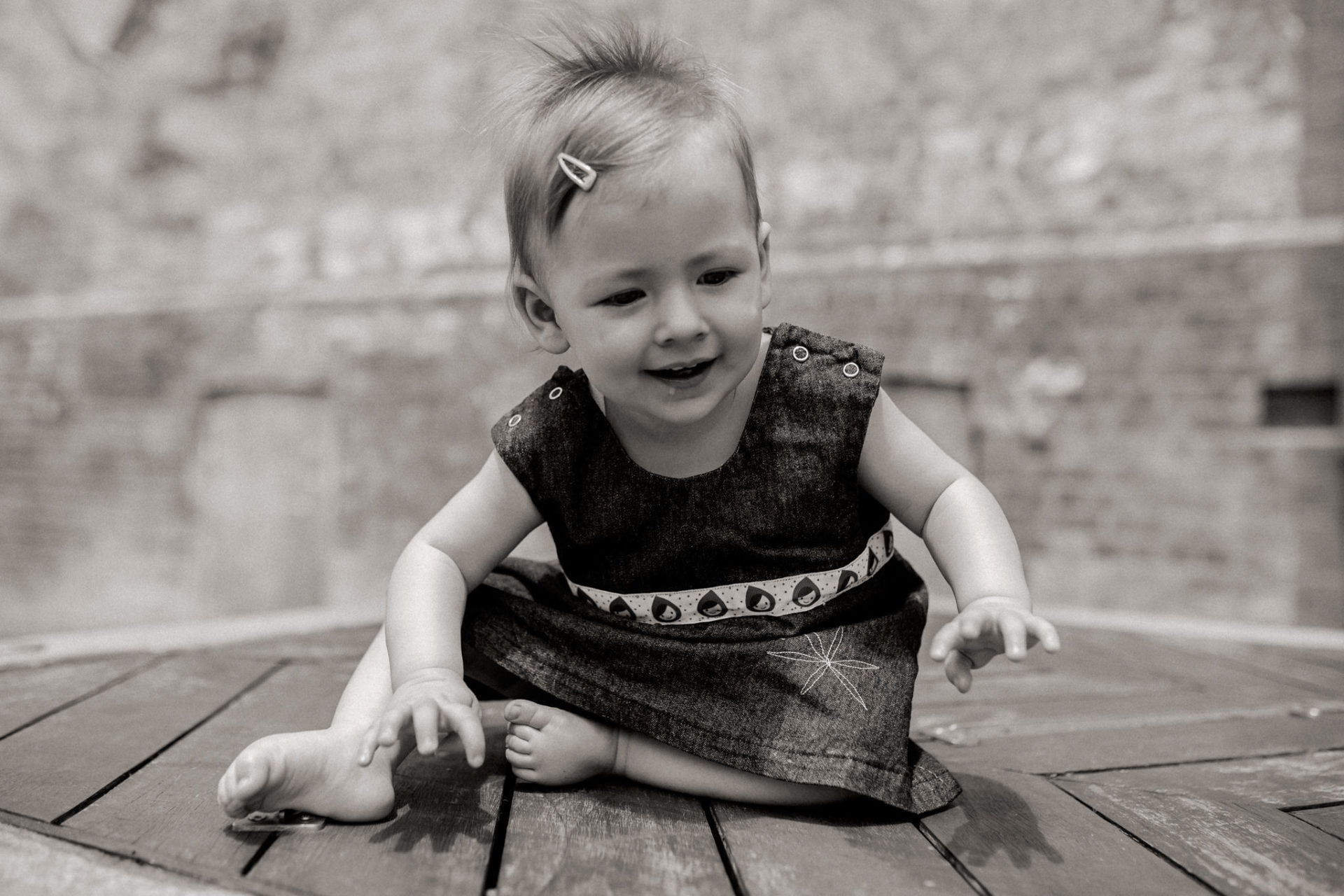 Familienfotograf Stuttgart-kinderfotos modern Stadt ungestellt-2 Familienportrait Stuttgart dokumentarische Kinderbilder