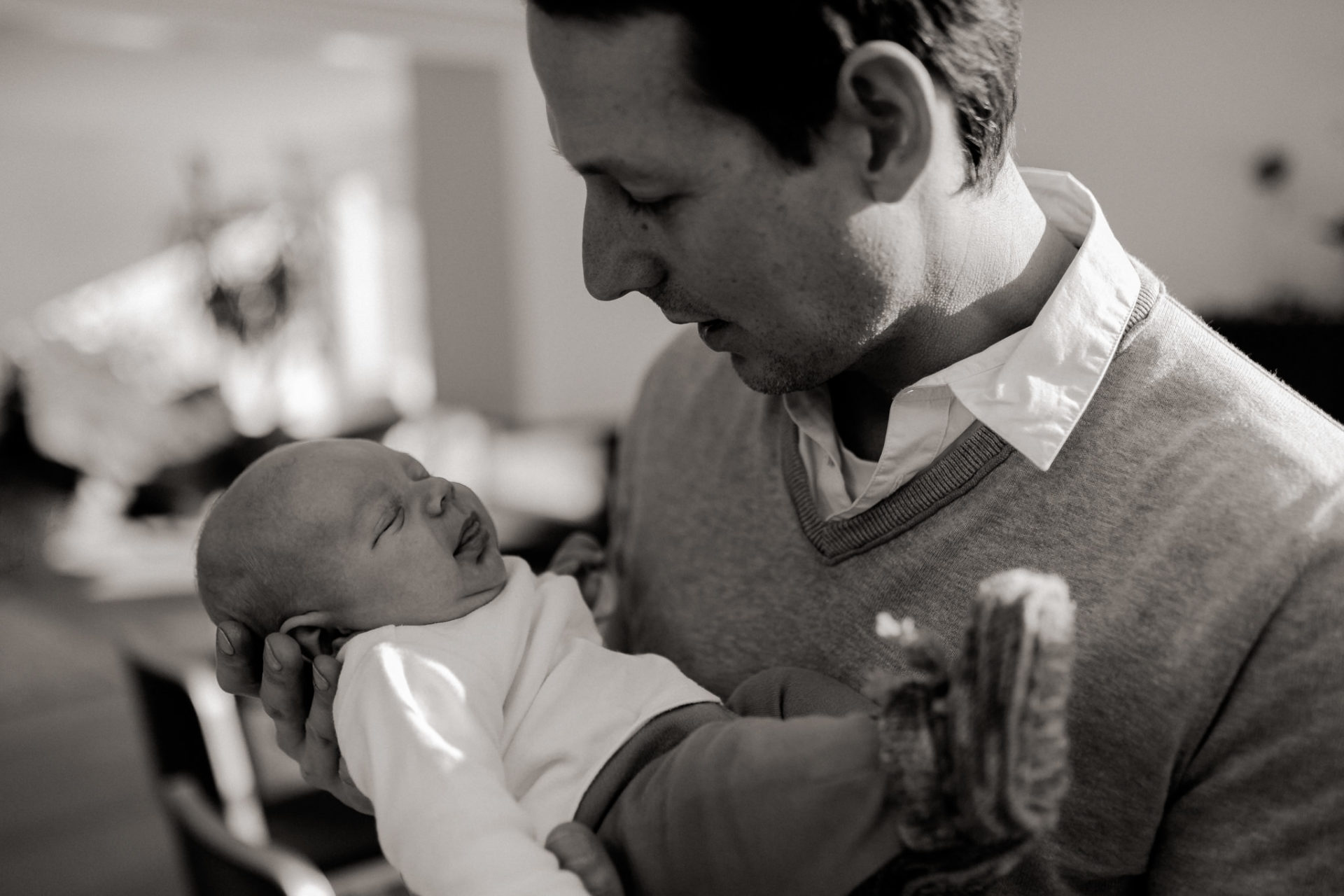 Stuttgart Familienbilder natürlich ungestellt Babyshoot