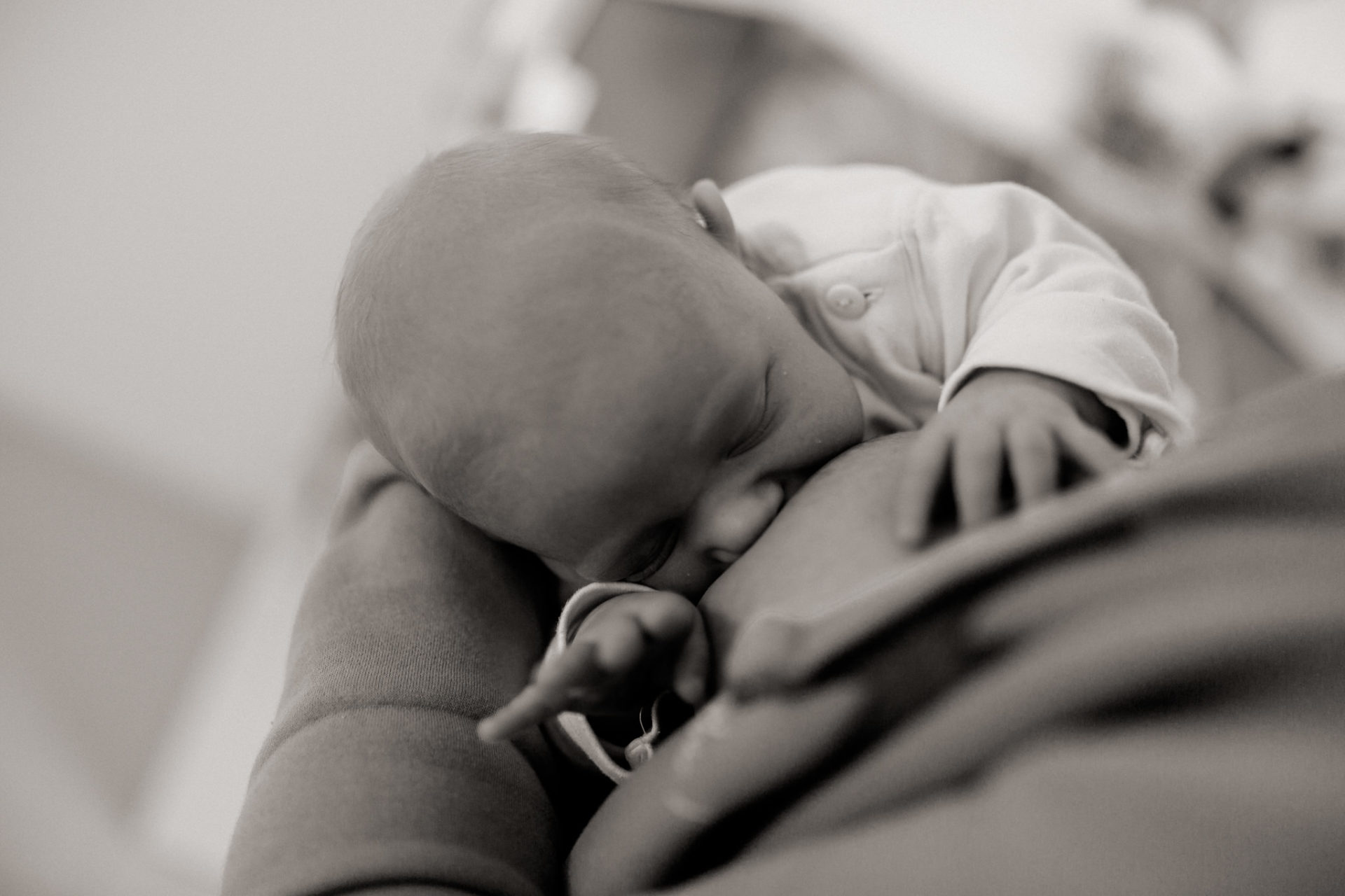 Stuttgart Familienbilder natürlich ungestellt Babyshoot