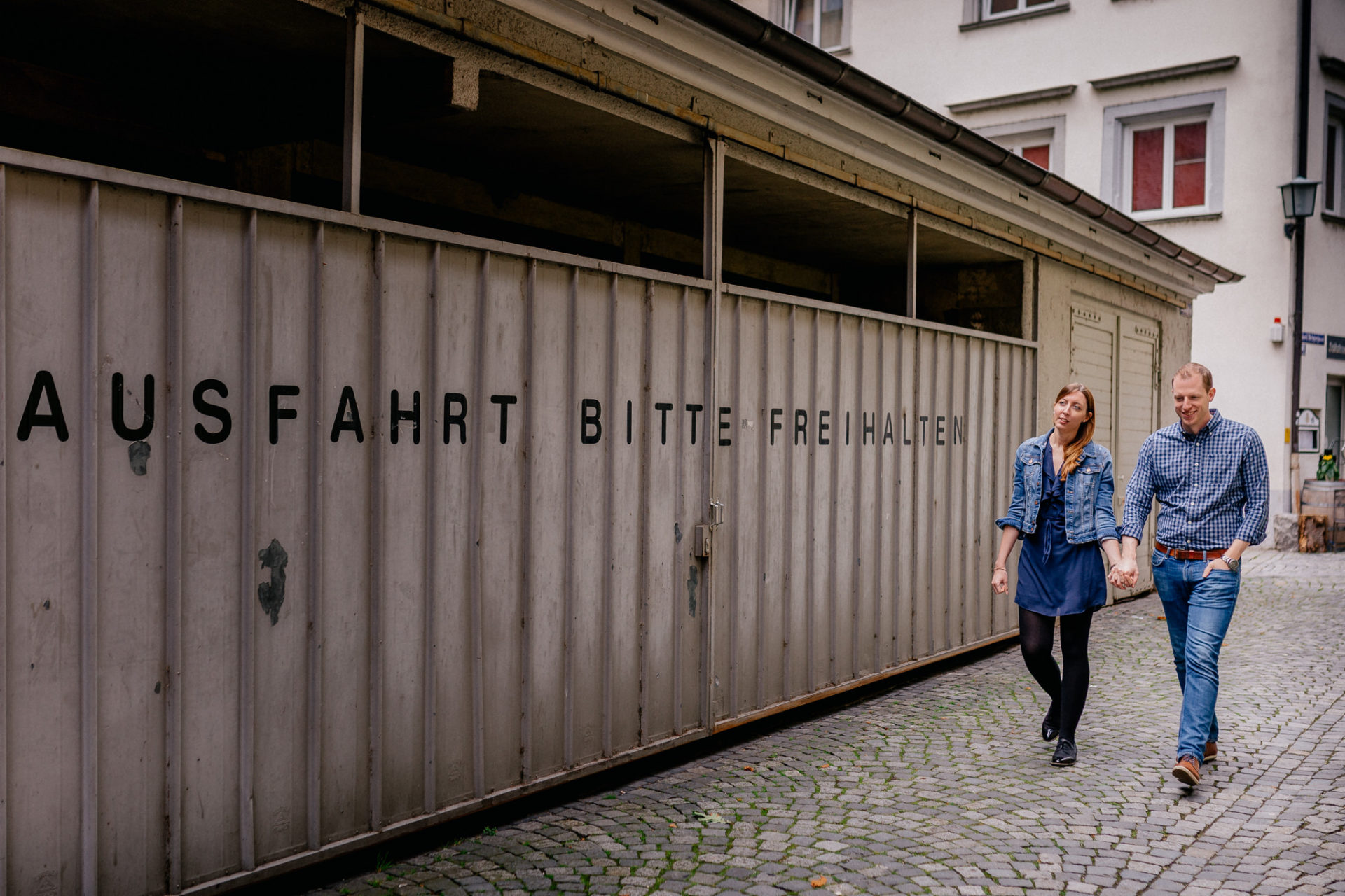 Hochzeitsfotograf Österreich-Bodensee Verlobungsbilder-Lindau Paarshooting-ungestellte portraits-kreative Hochzeitsreportagen-Bodenseehochzeit