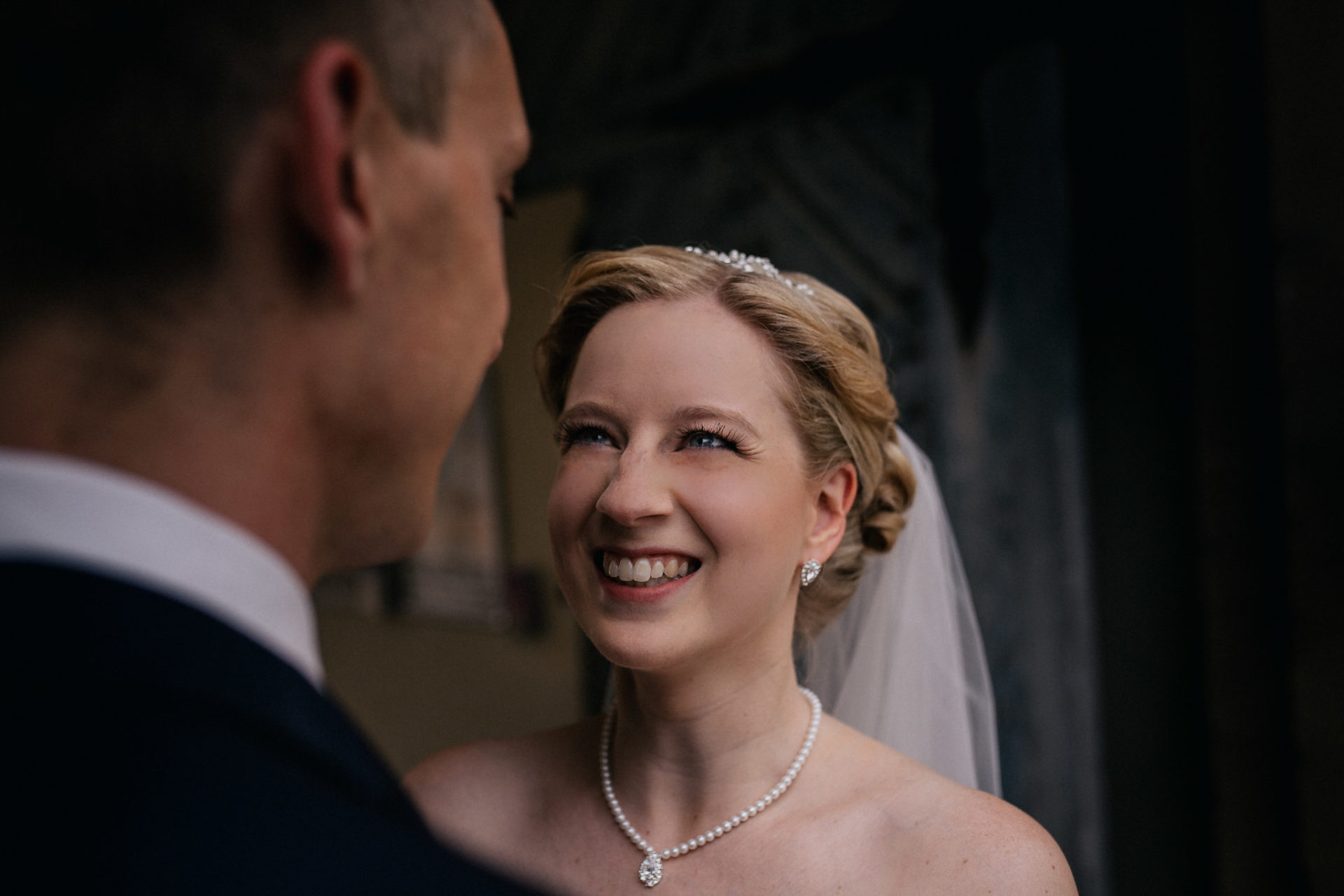 Hochzeitsfotograf Burg Stettenfels-heiraten Heilbronn-Schwarzwaldhochzeit-Burgen Württemberg-Brautpaar Portraits-hochzeitsreportage-Liebeshochzeit Burg
