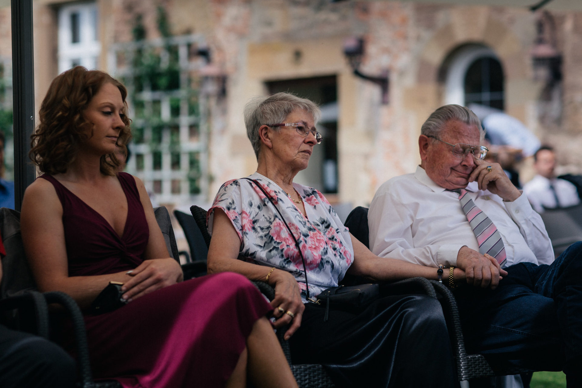 Hochzeitsfotograf Burg Stettenfels-heiraten Heilbronn-Schwarzwaldhochzeit-Burgen Württemberg-Braut Portraits-Traubar Sabine John freie trauung-hochzeitsreportage