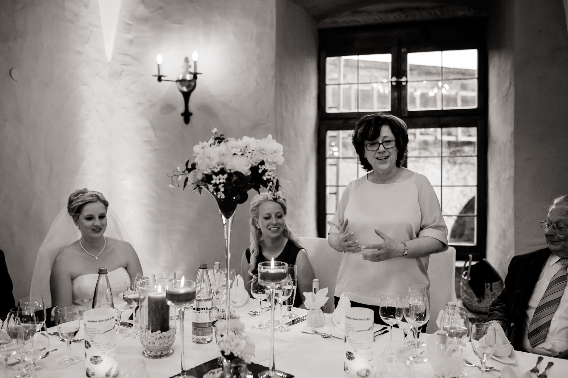 Hochzeitsfotograf Burg Stettenfels-heiraten Heilbronn-Schwarzwaldhochzeit-Burgen Württemberg-hochzeitsparty