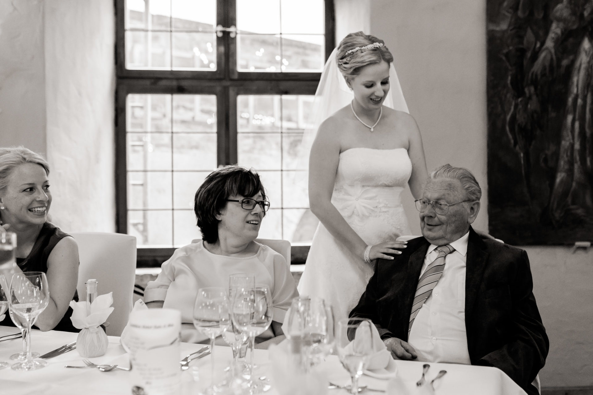 Hochzeitsfotograf Burg Stettenfels-heiraten Heilbronn-Schwarzwaldhochzeit-Burgen Württemberg-hochzeitsparty