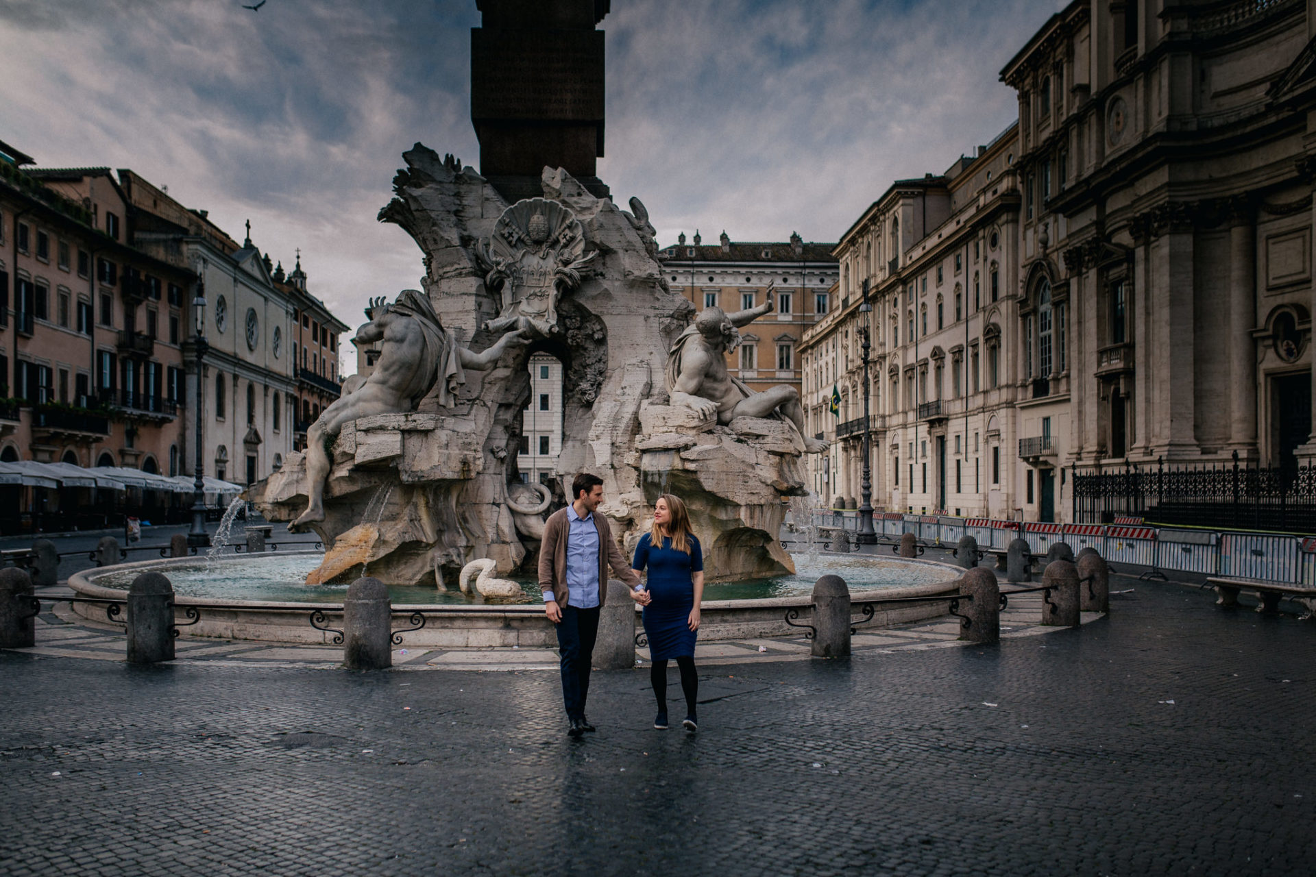 Hochzeitsfotograf Italien-Heiraten in Rom-Verlobungsfotos Städtetrip-Babybauchshooting Stuttgart-Piazza navona-Schwangerschaftsfotos Urlaub